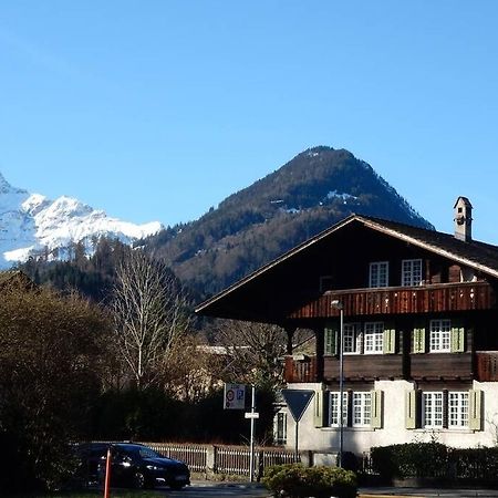 Zentral Gelegene Wohnung Mit Grossem Garten Interlaken Extérieur photo