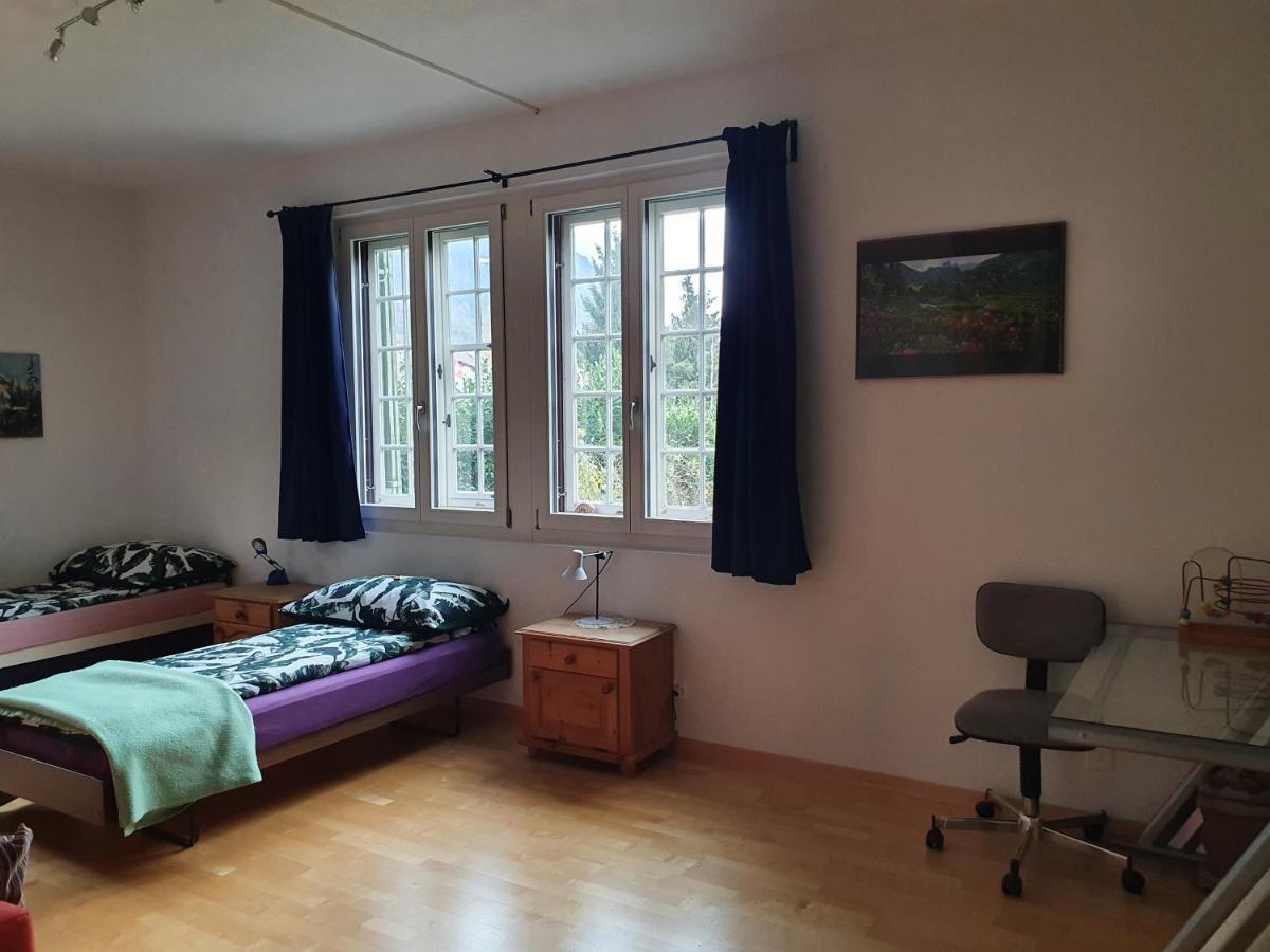 Zentral Gelegene Wohnung Mit Grossem Garten Interlaken Extérieur photo