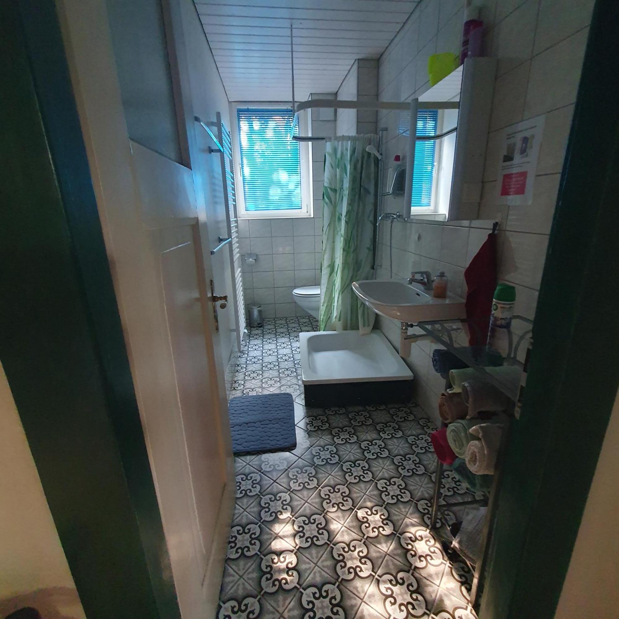 Zentral Gelegene Wohnung Mit Grossem Garten Interlaken Extérieur photo